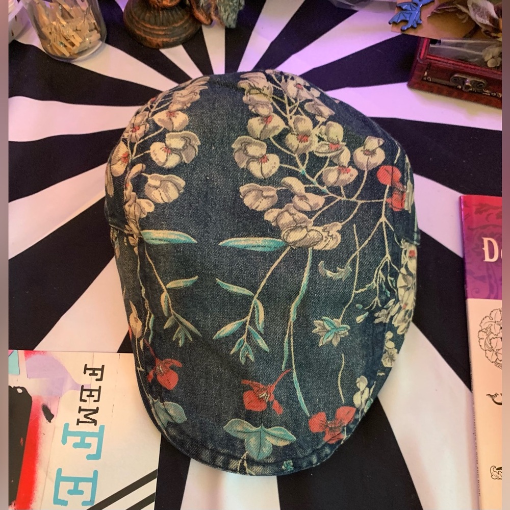 Floral Flat Cap Adjustable Denim Newsboy Hat - Picture 7 of 7